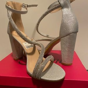 silver chunky heel shoe
